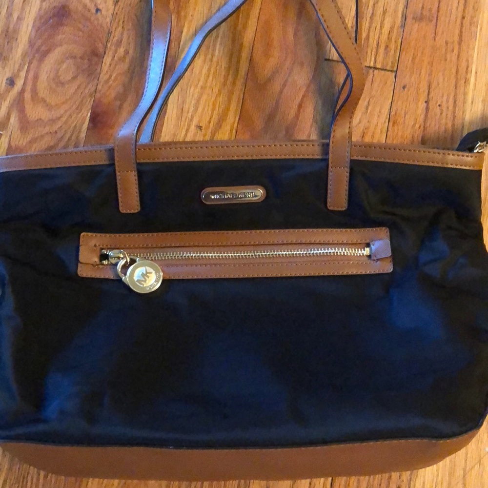 Michael Kor purse